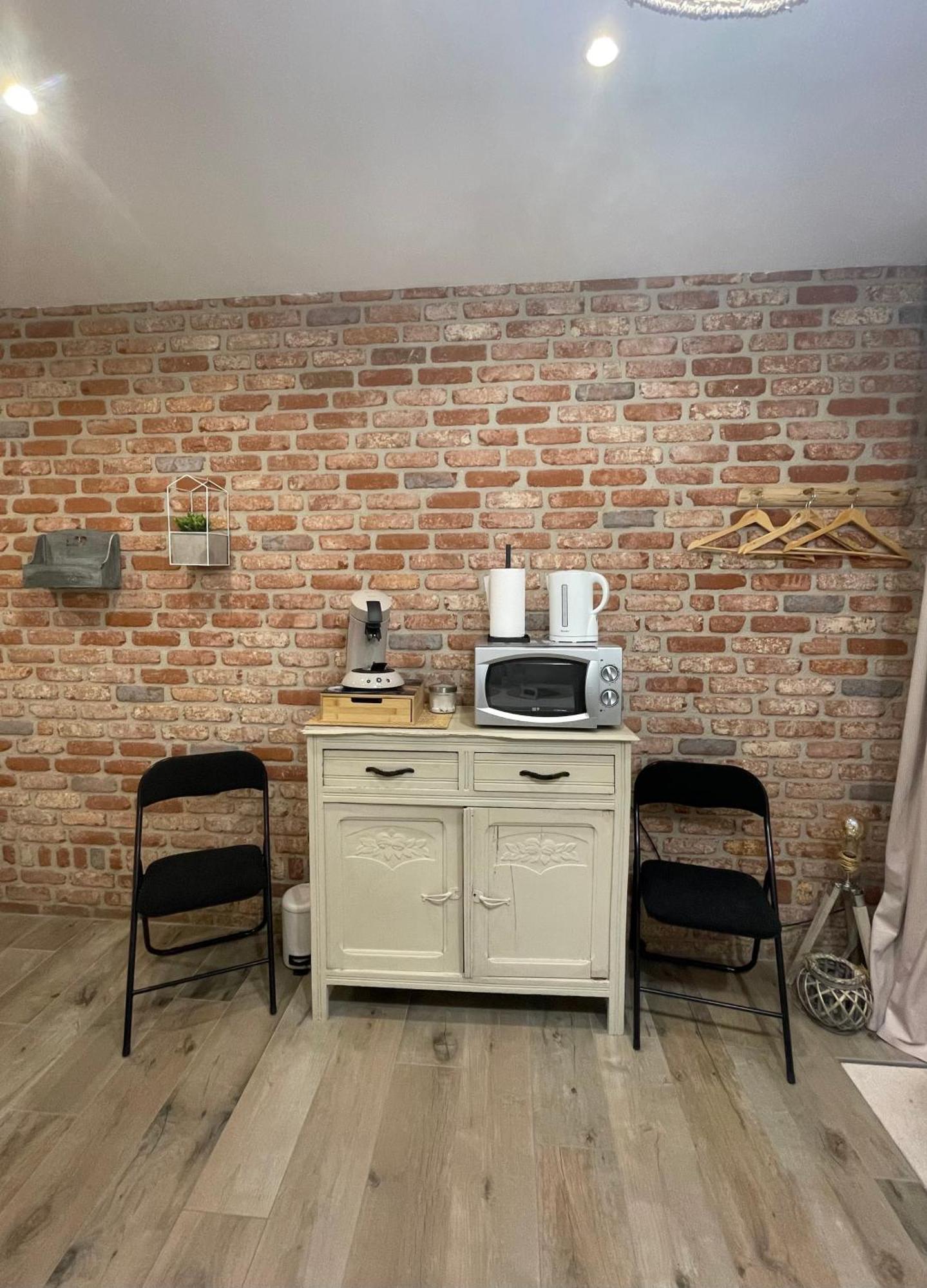 La Petite Halte Bed and Breakfast Comines-Warneton Buitenkant foto